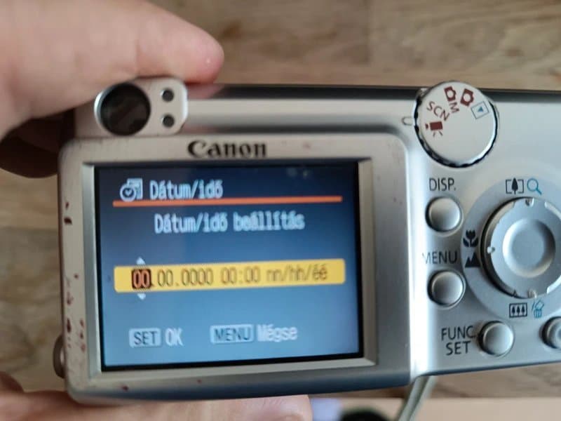 Canon PowerShot A460 Digital Camera 5.0 Megapixels