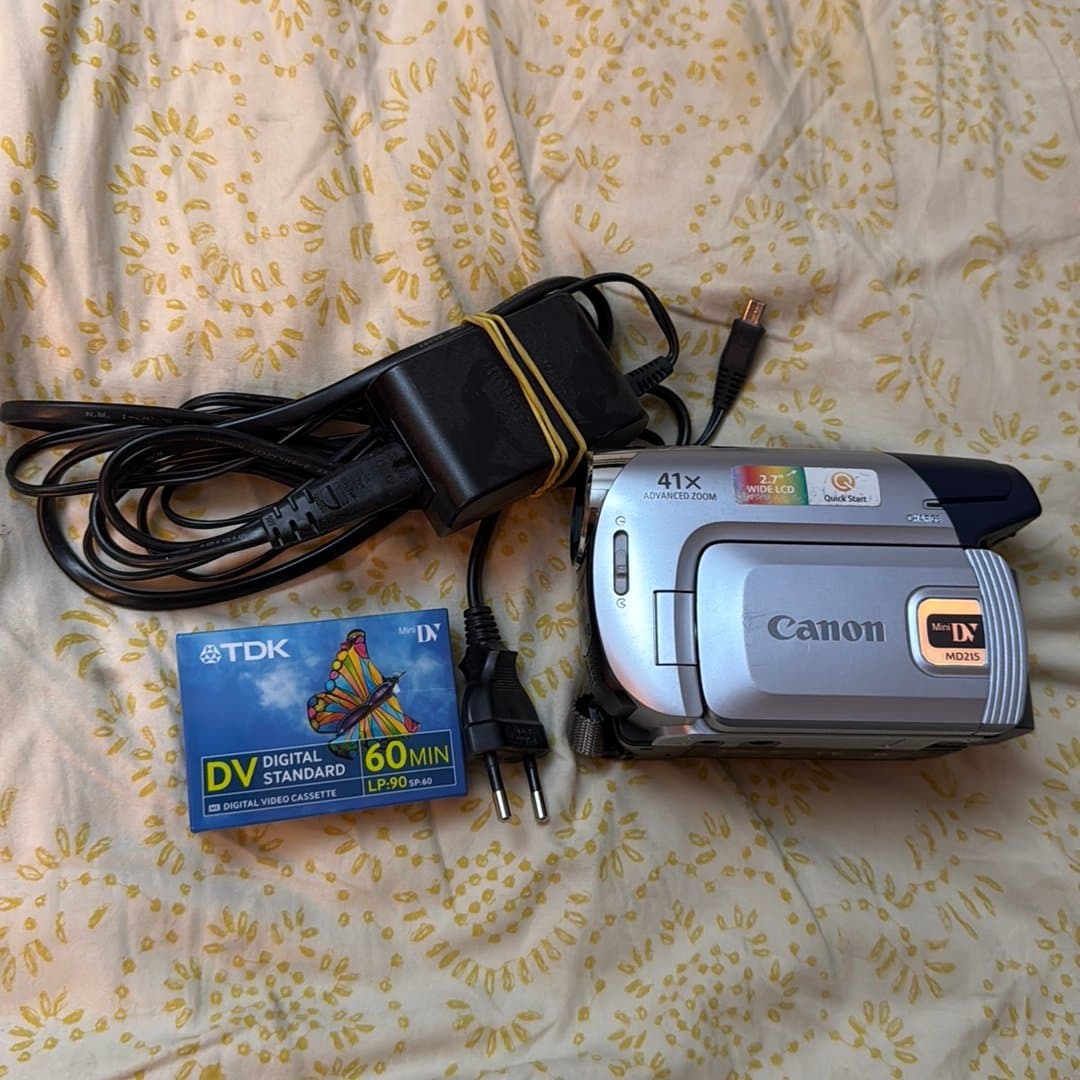 Canon MD215 MiniDV videokamera helt nytt * aldrig använd *