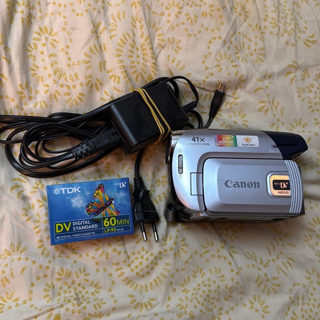 Canon MD215 MiniDV videokamera helt nytt * aldrig använd *