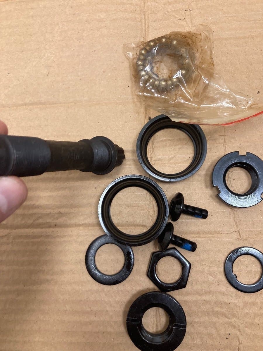 NOS HARO Cykel Vevlager Delar