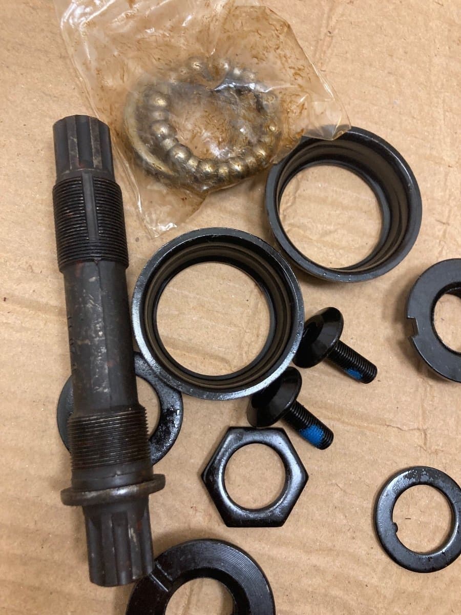 NOS HARO Cykel Vevlager Delar