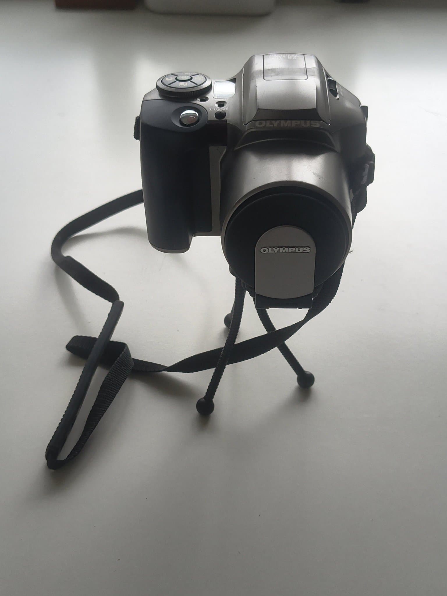 Olympus IS‑300 – Testad & Fungerar – 35mm Filmkamera – 28–110mm Zoom – Analog