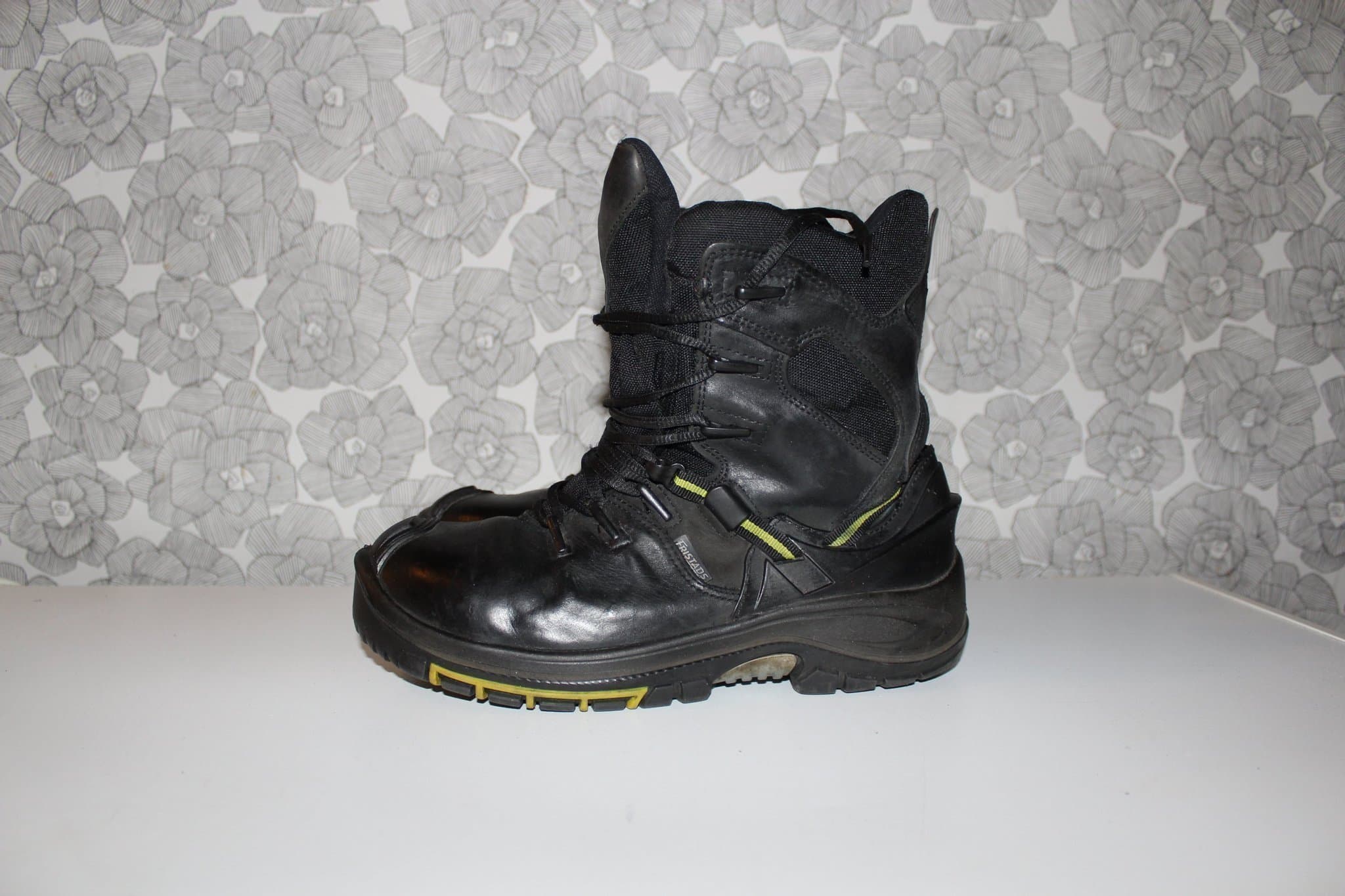 Arbetsskor med stålhätta Svart i storlek 42