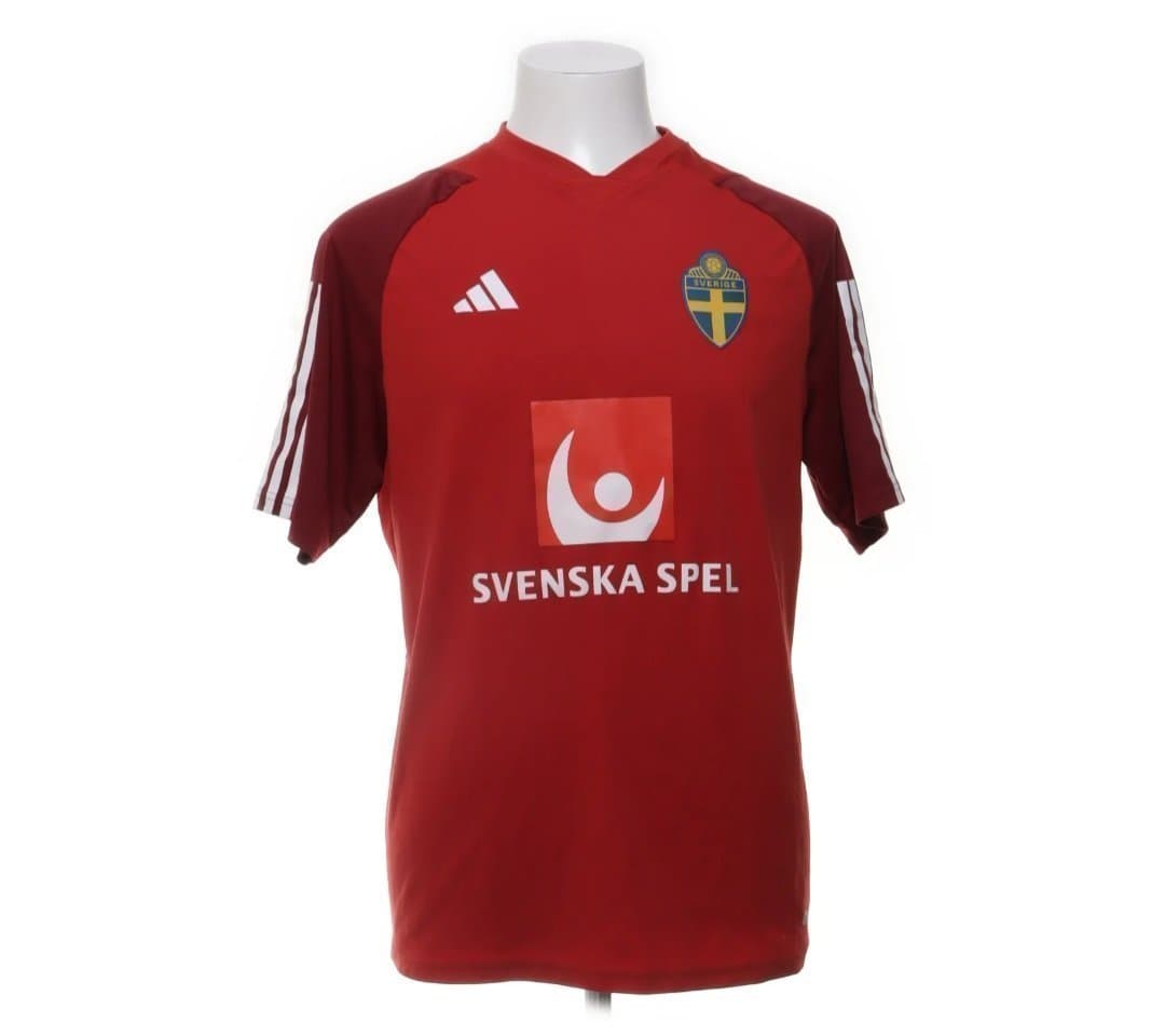 Sverige landslaget fotboll 25/26 tröja i stl Large helt ny