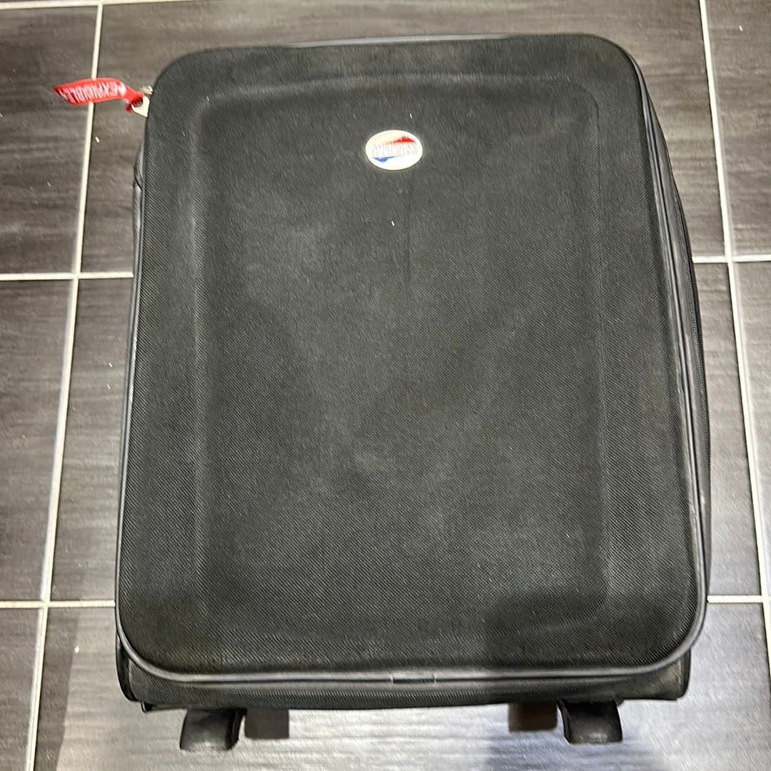 Resväska som använts ett fåtal gånger