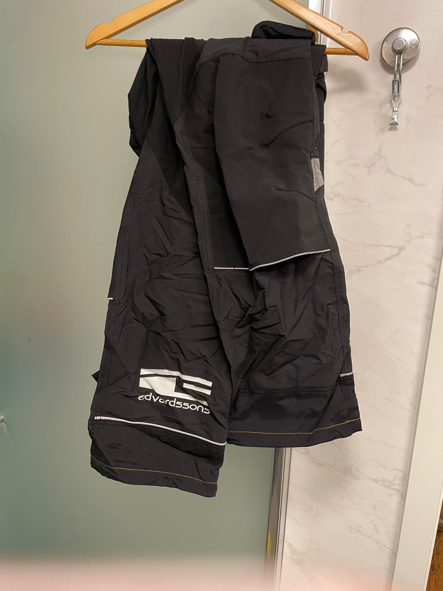 Jobman svarta arbetsbyxor, storlek C154