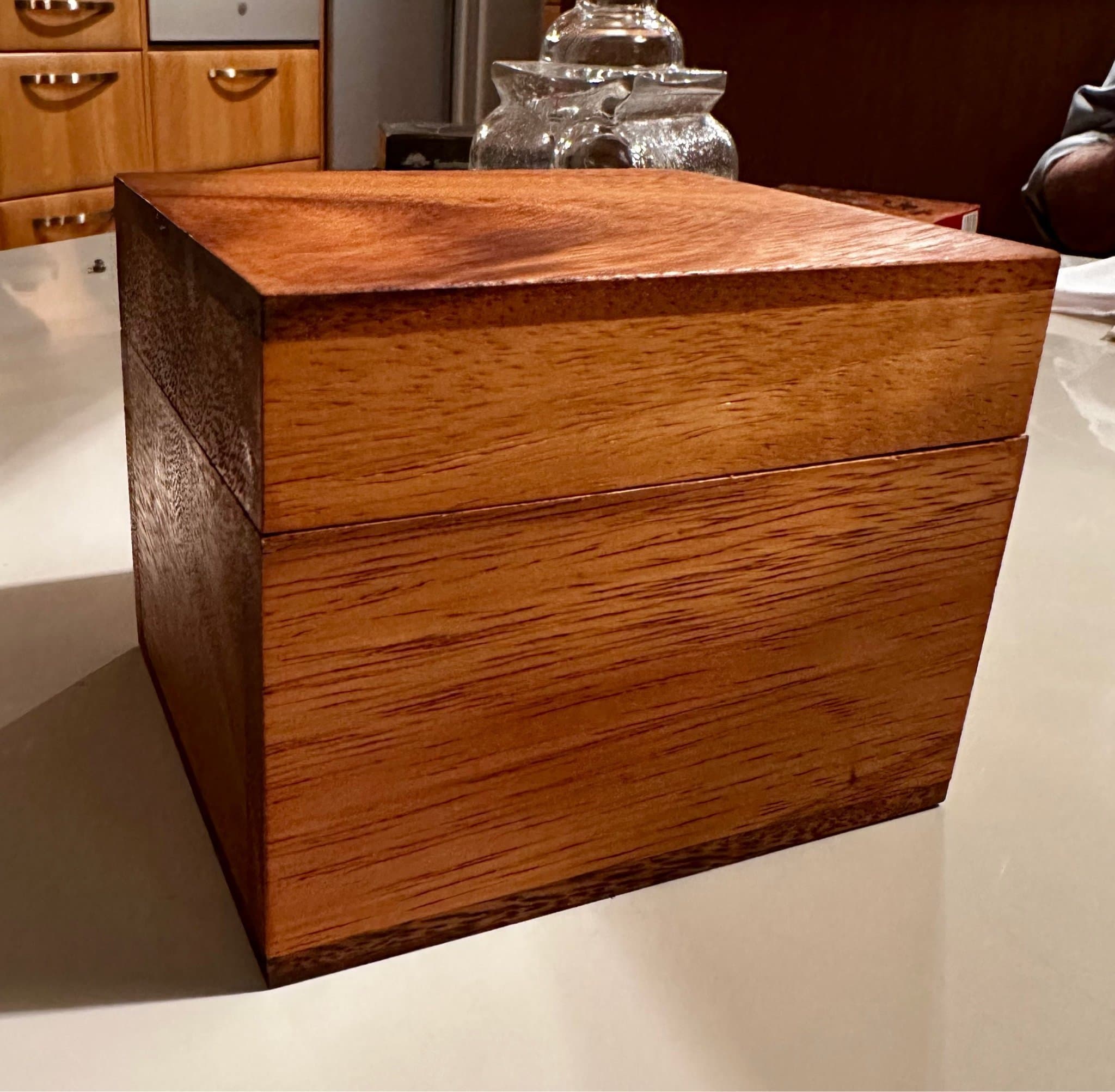 Soma Cube – exklusivt pussel i olivträ – handgjort