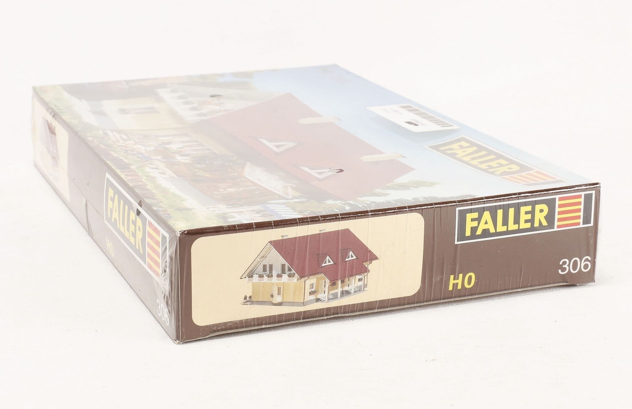 === Faller H0 306 flerfamiljsvilla "Kristall" - byggsats i oöppnad kartong ===