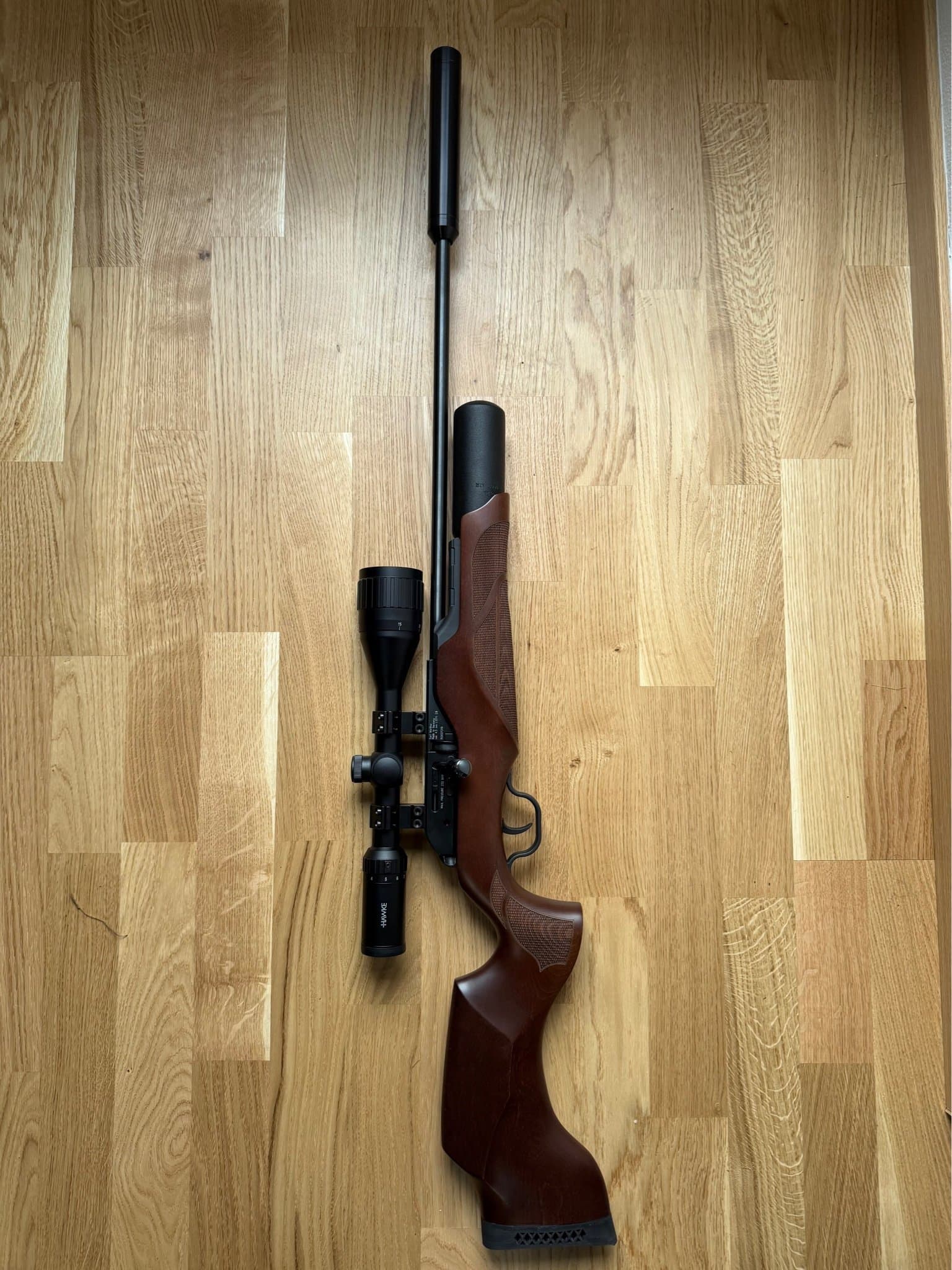 Walther Rotex RM8, 4,5 mm, 10j Bolt Action PCP Med Kikarsikte & Tillbehör