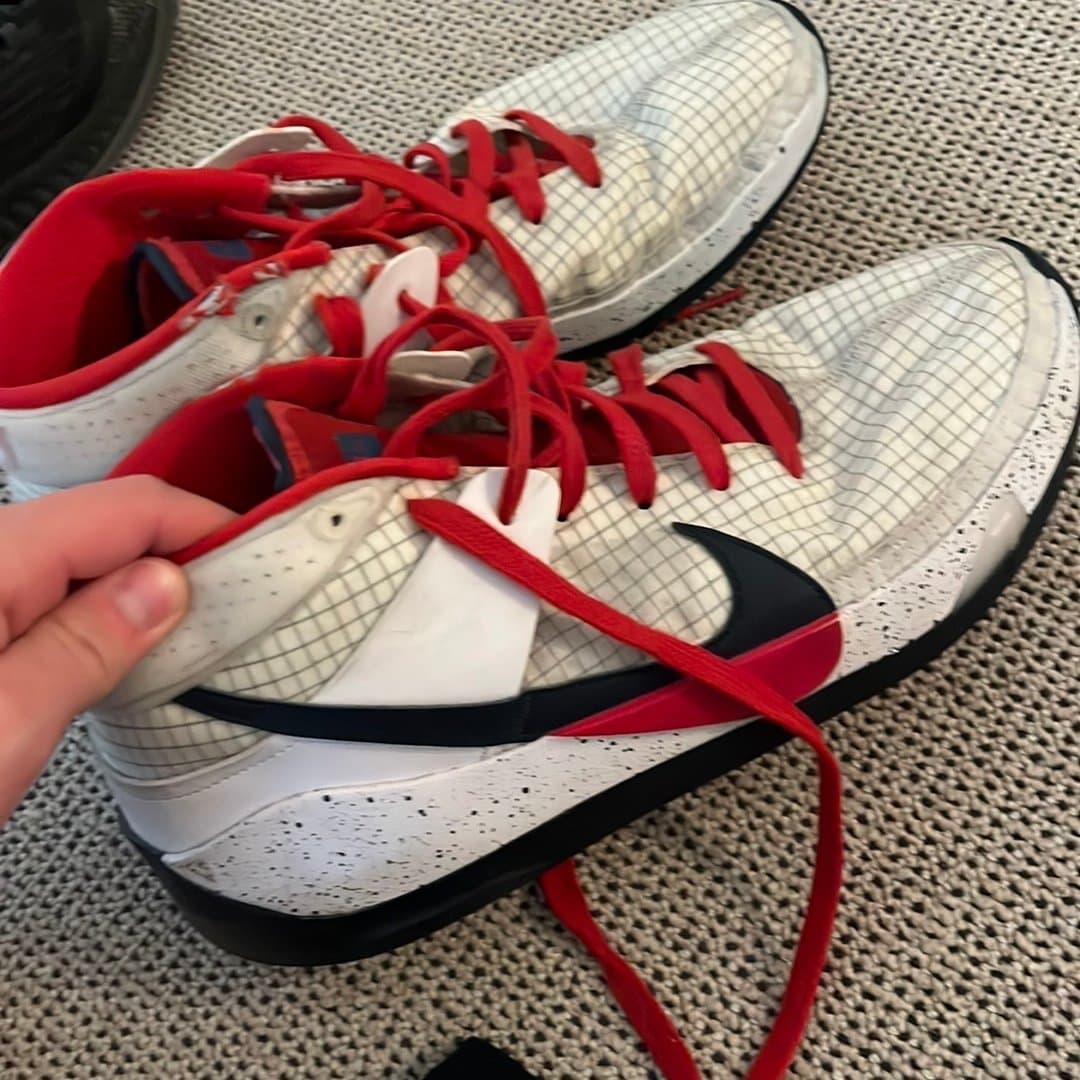 Nike Kevin Durant Vita och Röda basket skor