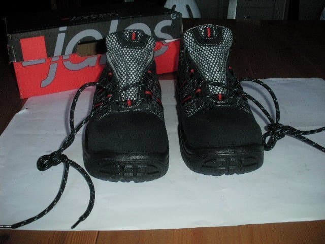 Oanvända Jalas 3210 skyddsskor stl 42 snörning arbetsskor skor för arbete