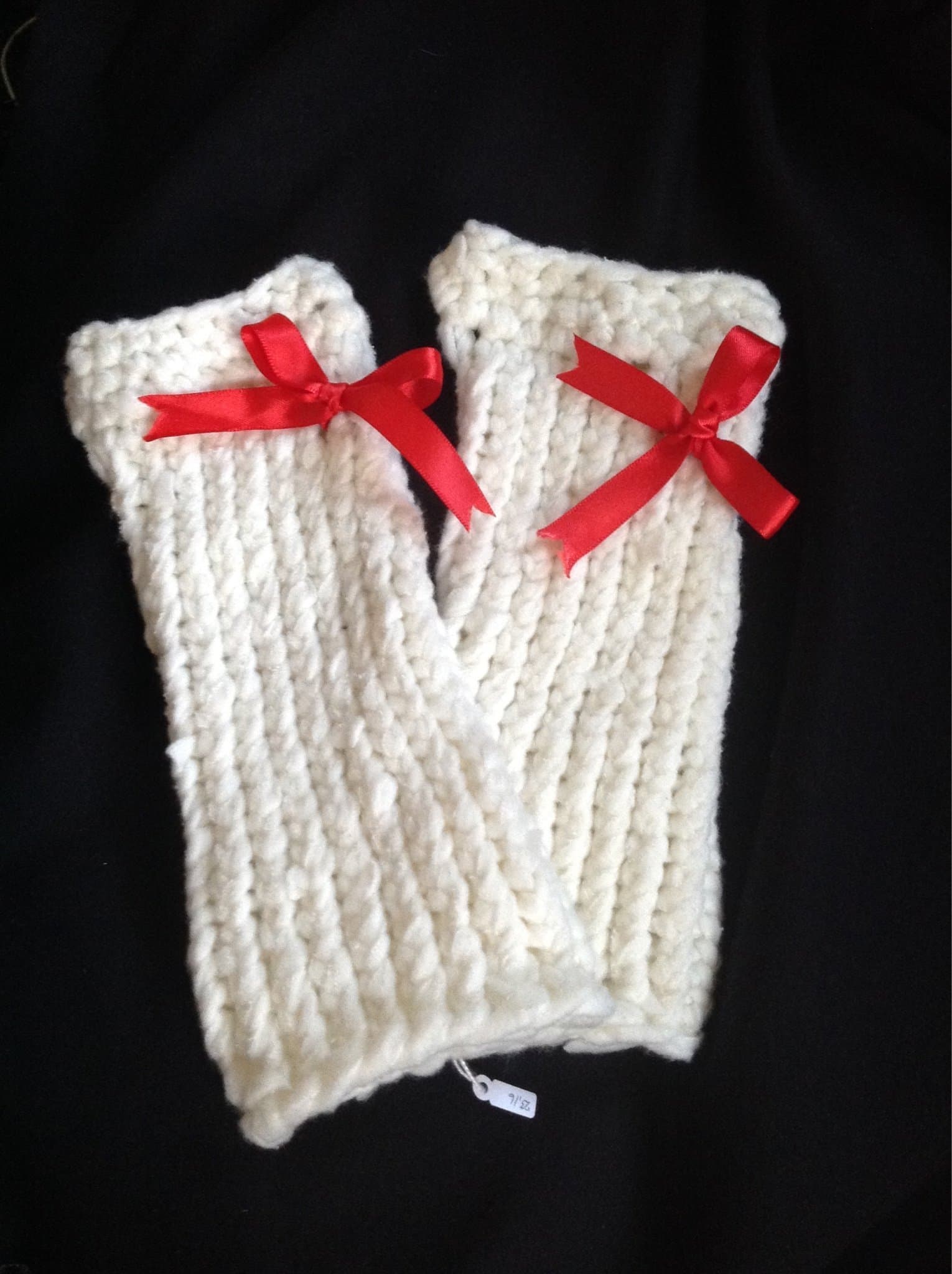 Vita pulsvärmare handledsvärmare vinter bröllop accessoar påtat fleece brud