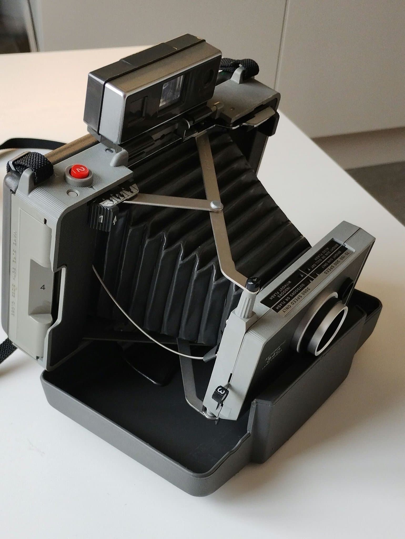 Polaroid Land Camera 340