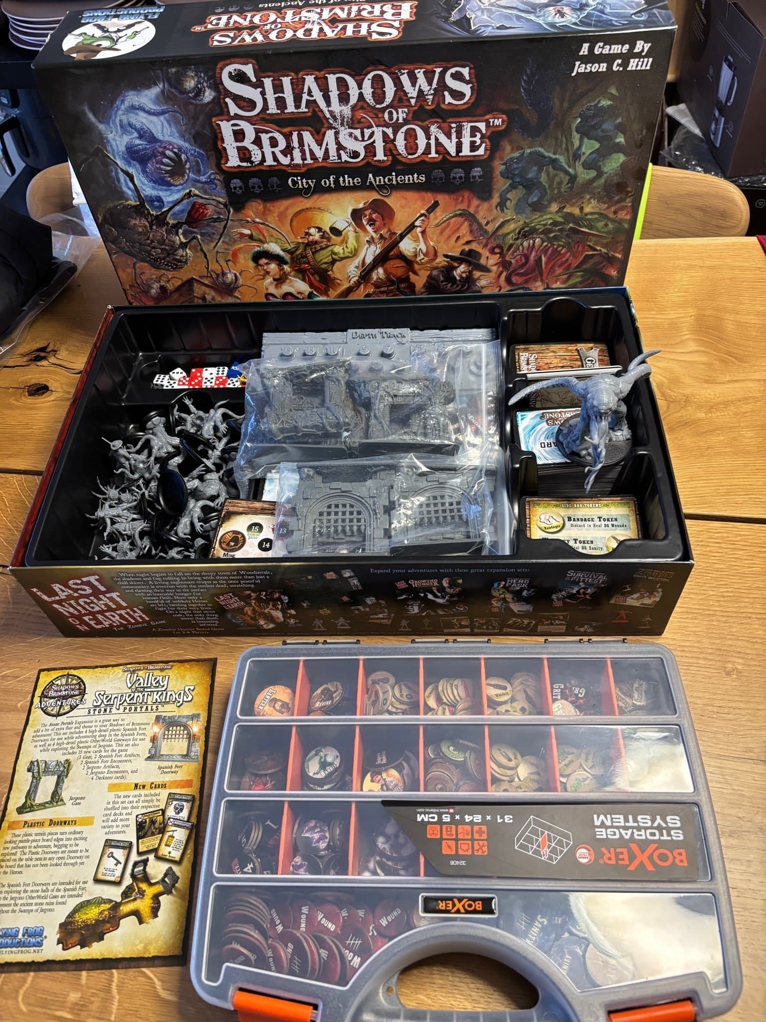 Shadows of Brimstone: City of the Ancients brädspel