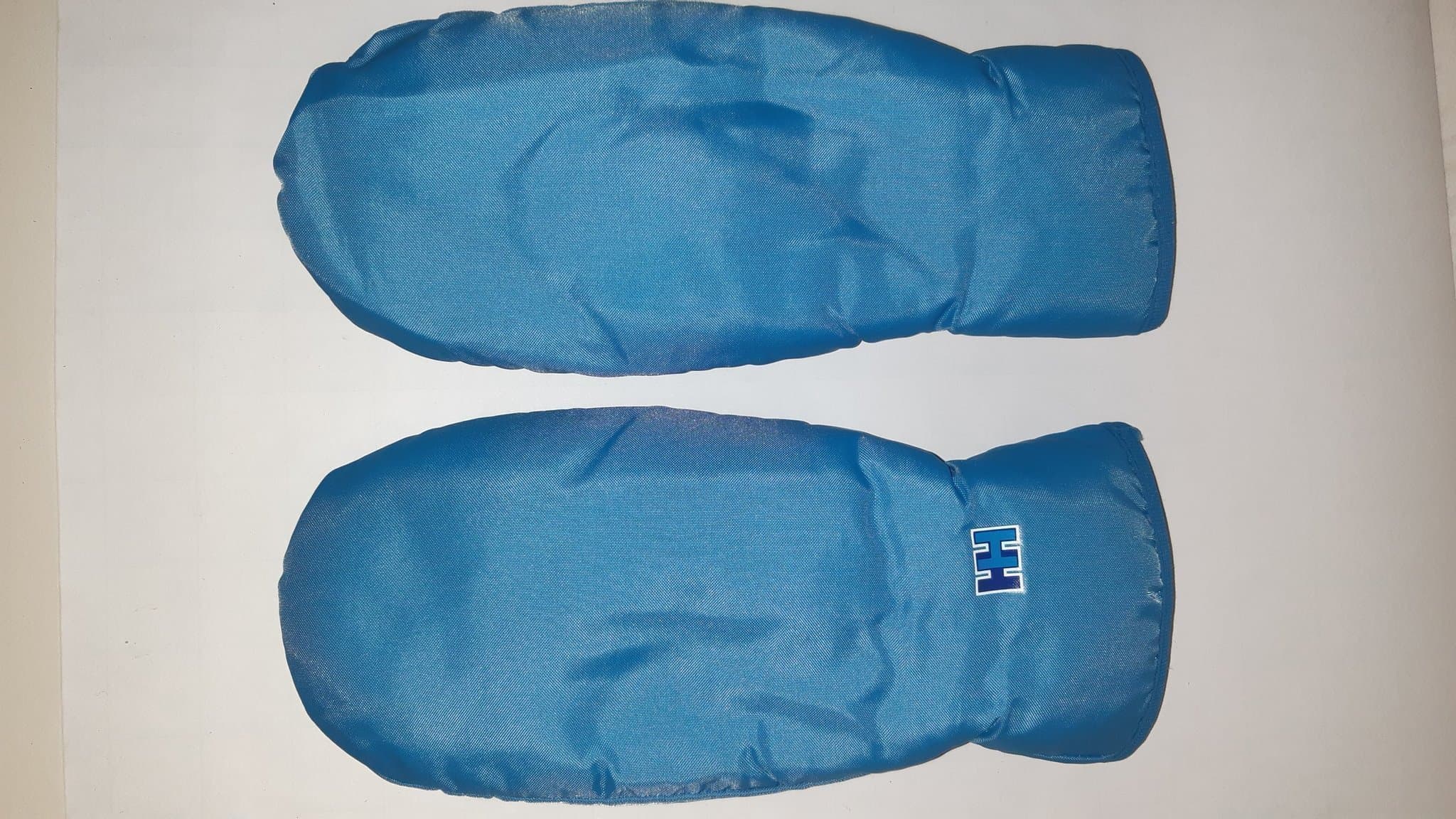 Helly Hansen fiberpäls ljusblå tumvantar, storlek 7 - nyskick