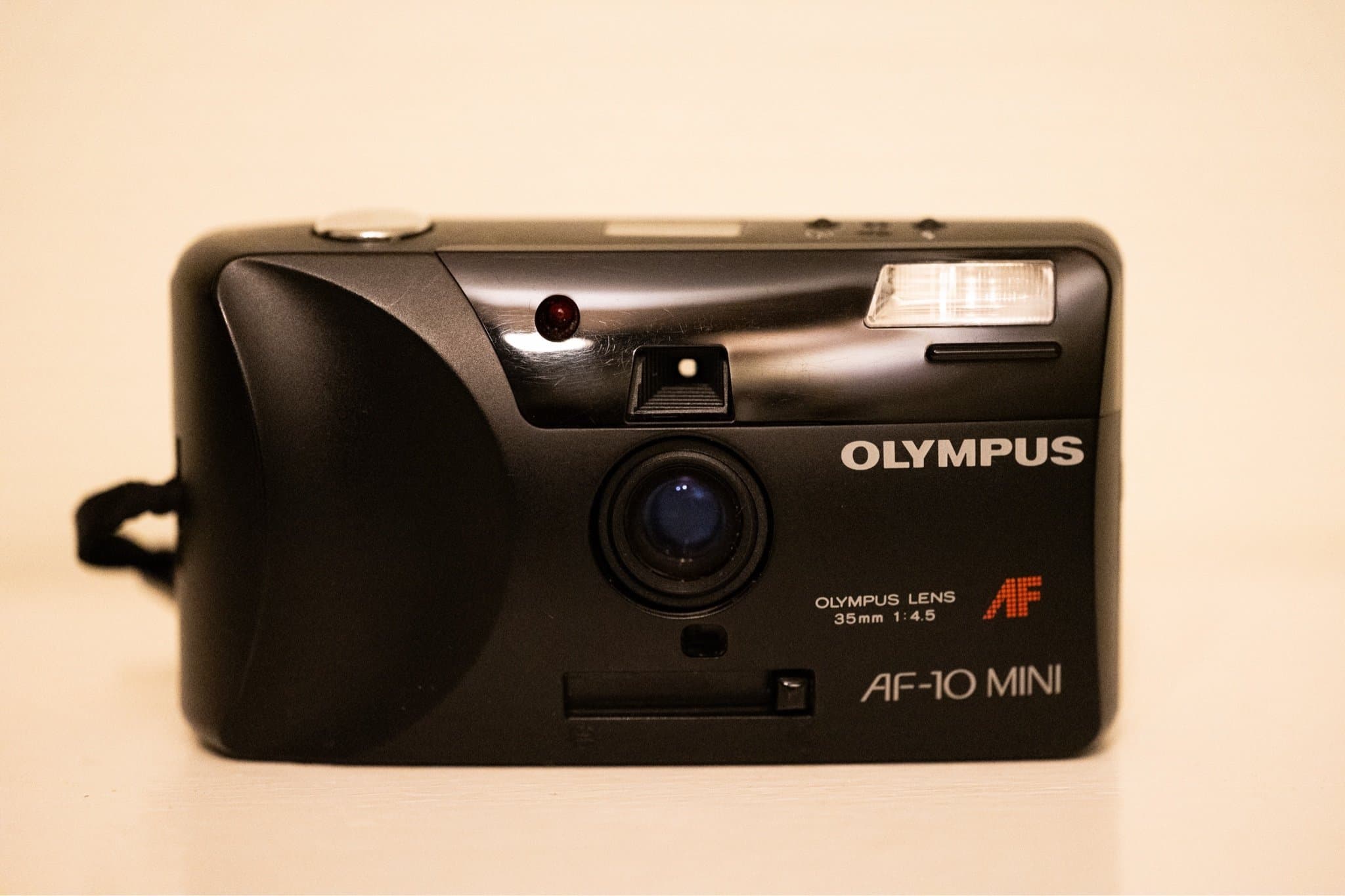 Olympus AF-10 Mini analog kamera