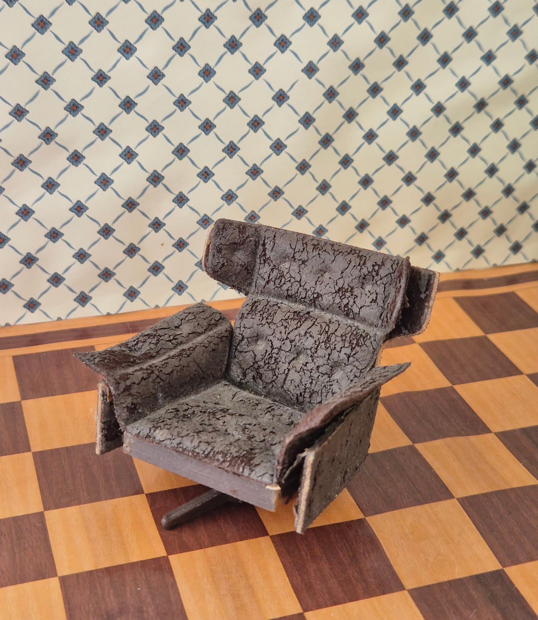 Lisa fåtölj, vintage dockskåpsmöbler. Lundby dockskåp