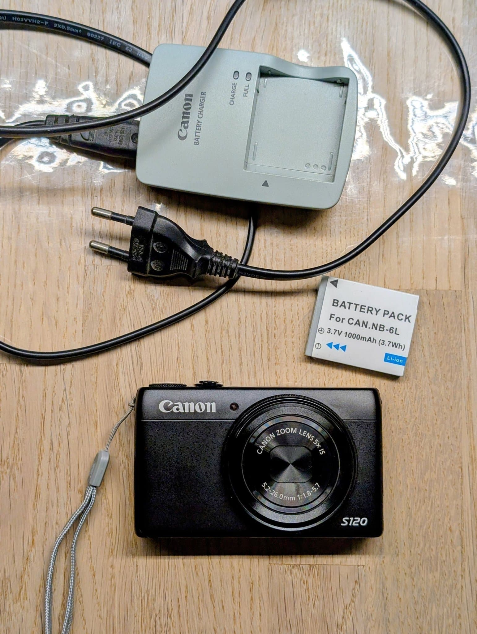 Canon S120