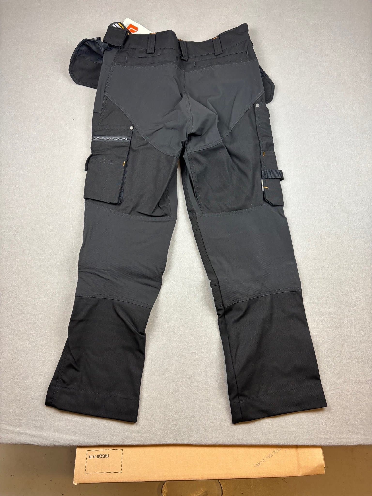 L.Brador svarta arbetsbyxor, storlek 50 (35/32)