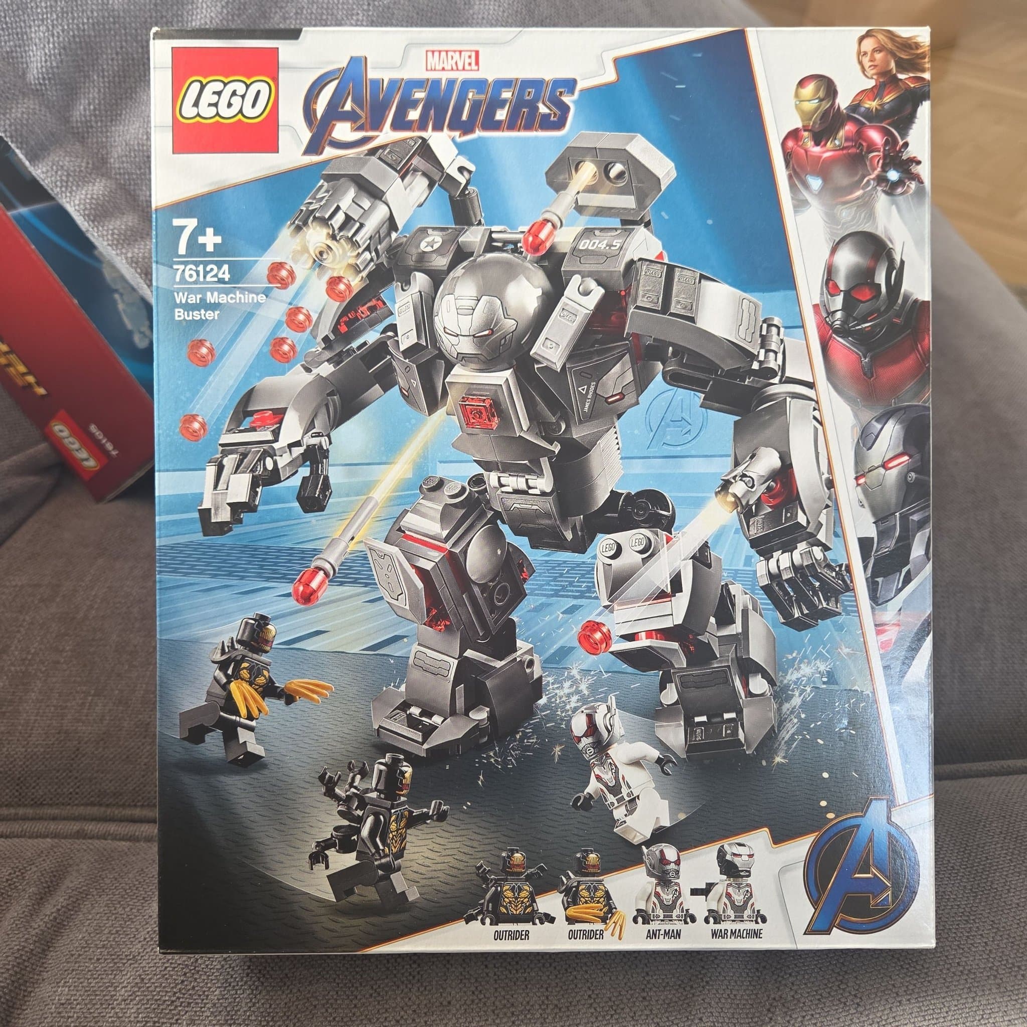 LEGO Marvel Avengers 76124 War Machine Buster