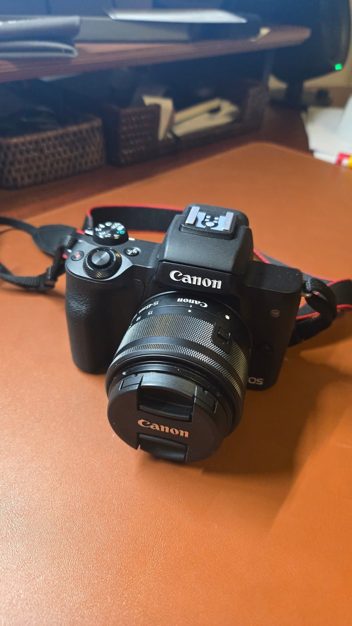 Canon EOS M50 Mark II med EF-M - Nypris 7290kr - Kvitto finns