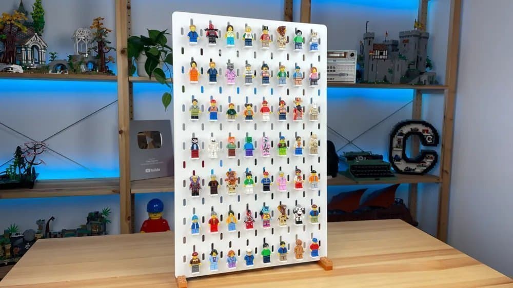 240 x LEGO Minifigurer platta för IKEA SKÅDIS