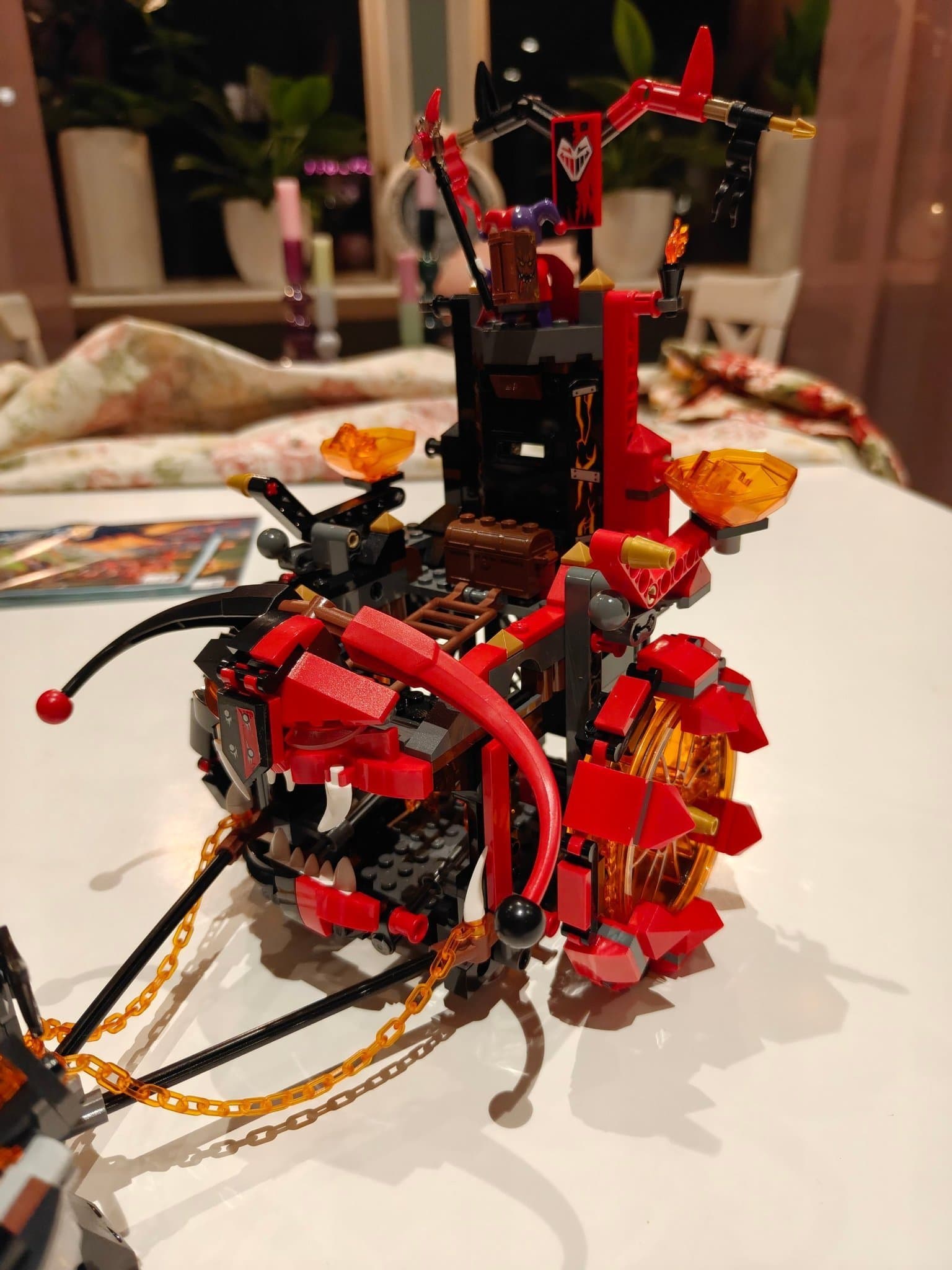 LEGO Nexo Knights 70316 Jestro's onda mobila fästning