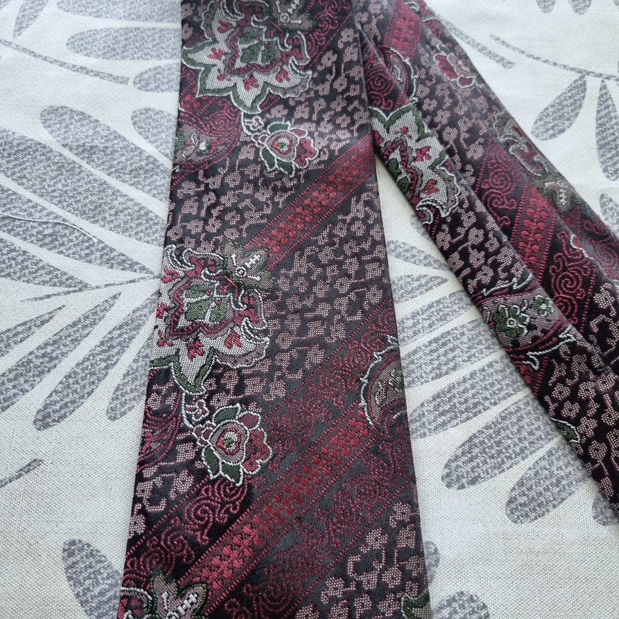 Conti flerfärgad slips vintage oanvänd