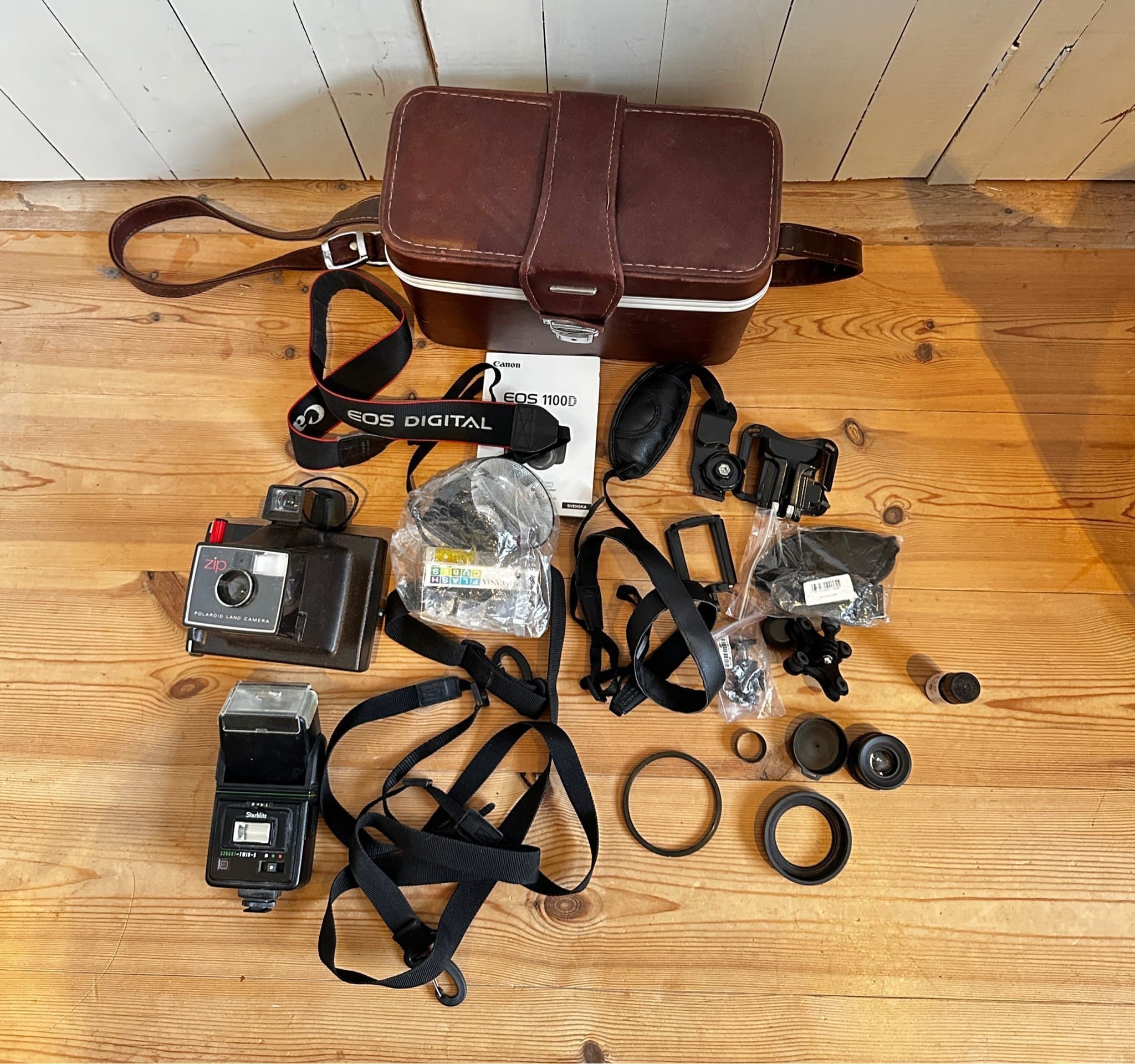 PARTI SAMLING KAMERA / FOTOUTRUSTNING TILL PASSANDE TRADERA PRIS!