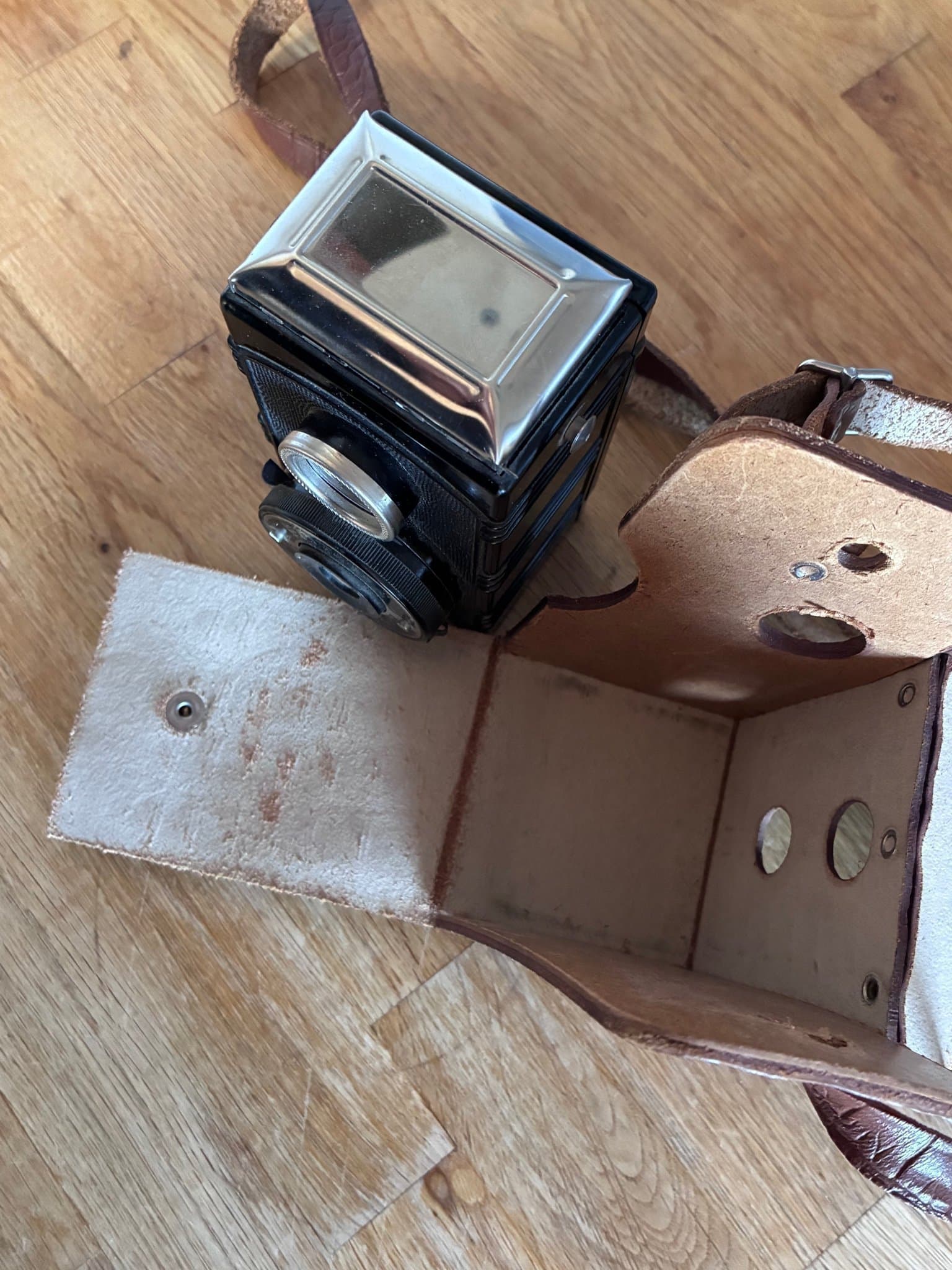 Vintage Fotima Reflex – Svensktillverkad med originalväska