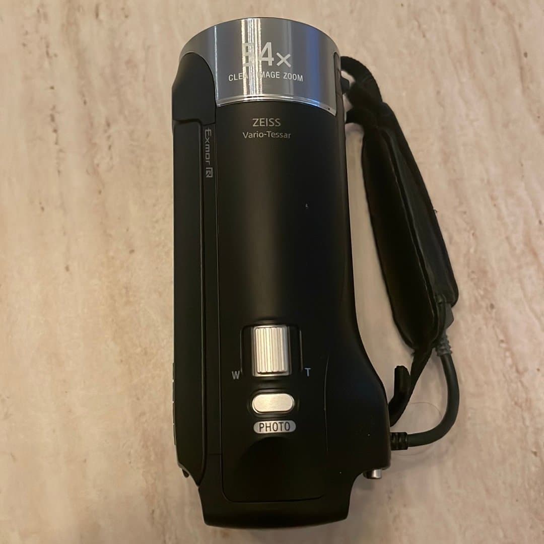 Sony Handycam HDR-CX240 Videokamera