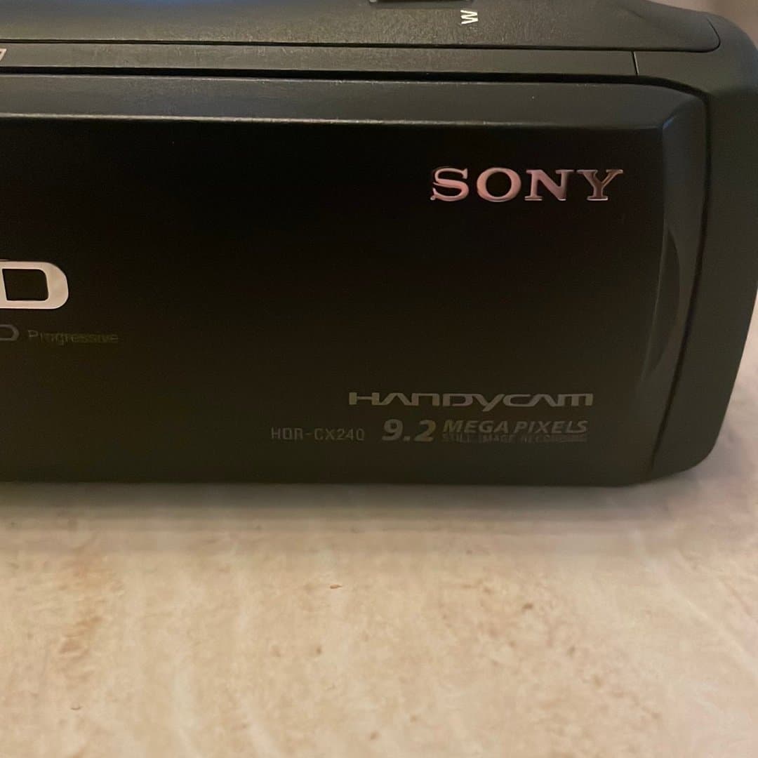 Sony Handycam HDR-CX240 Videokamera