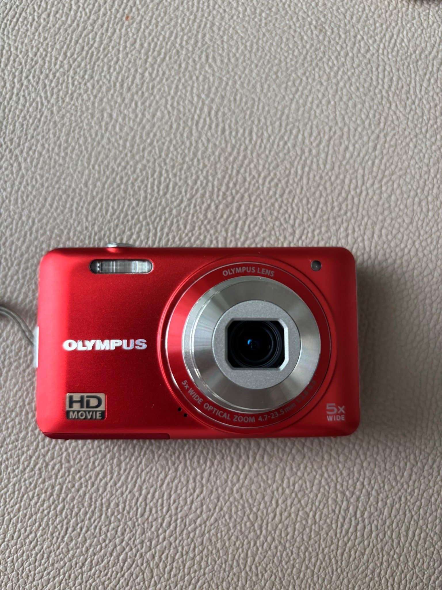 Olympus VG-130 – 14 MP digitalkamera + 16GB minneskort