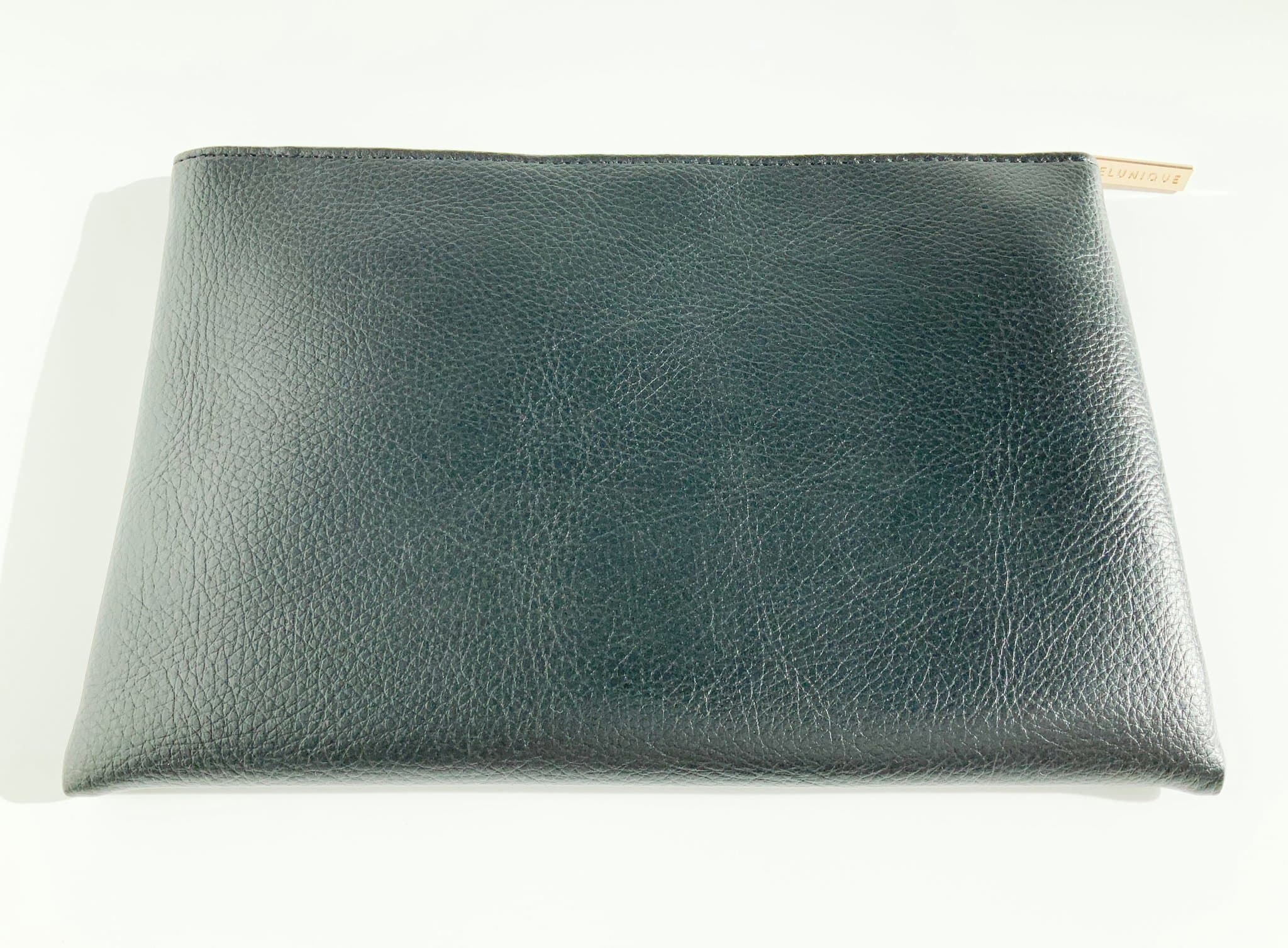 FEELUNIQUE NECESSÄR, NY!