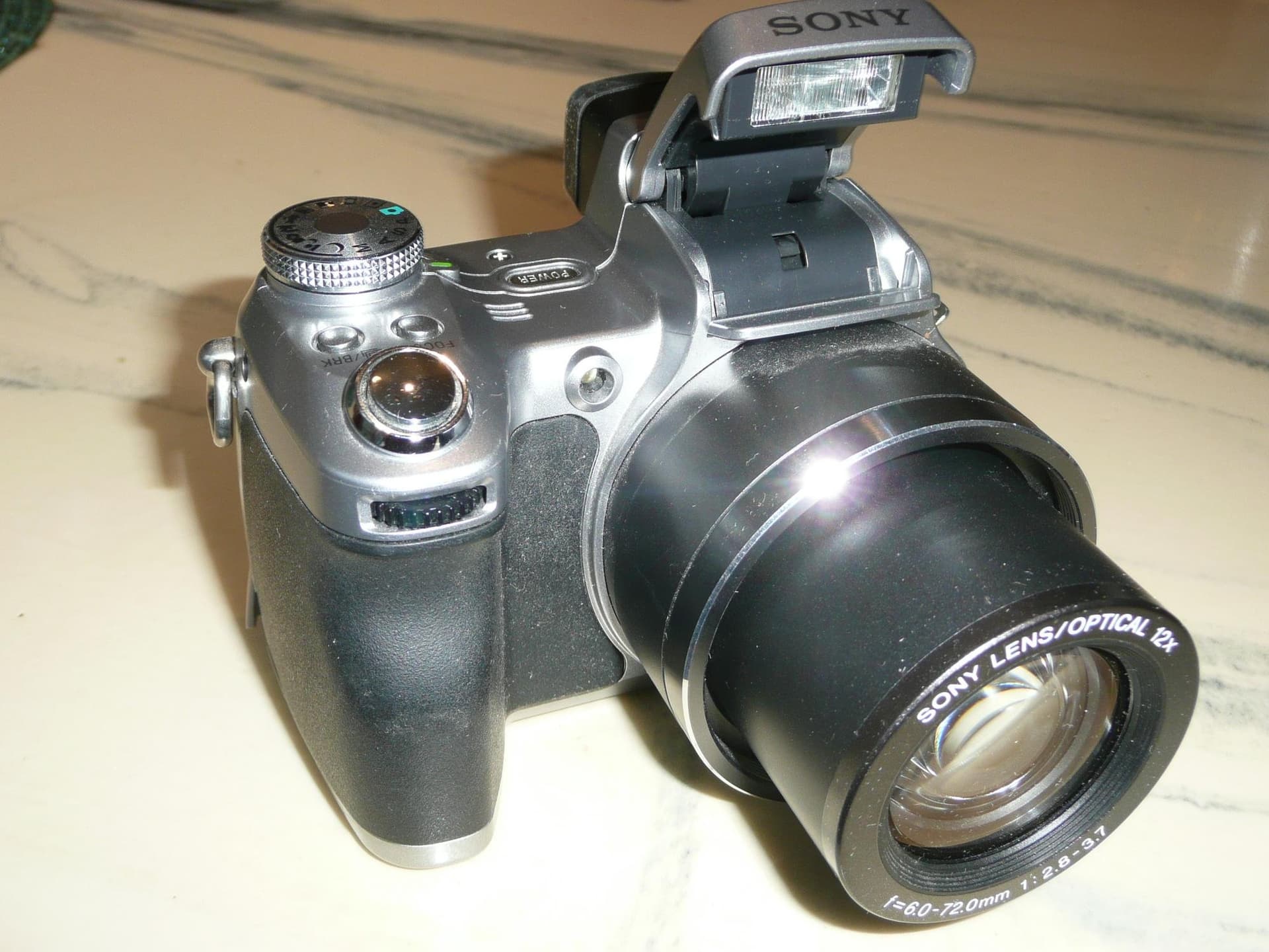 Sony Digitalkamera Cybershot DSC-H1 Optisk zoom 12 x