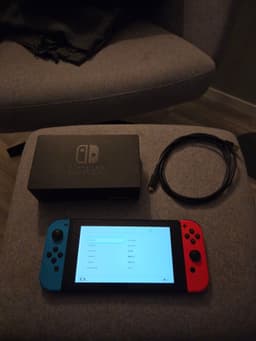 Nintendo Switch konsol med docka och HDMI-kabel