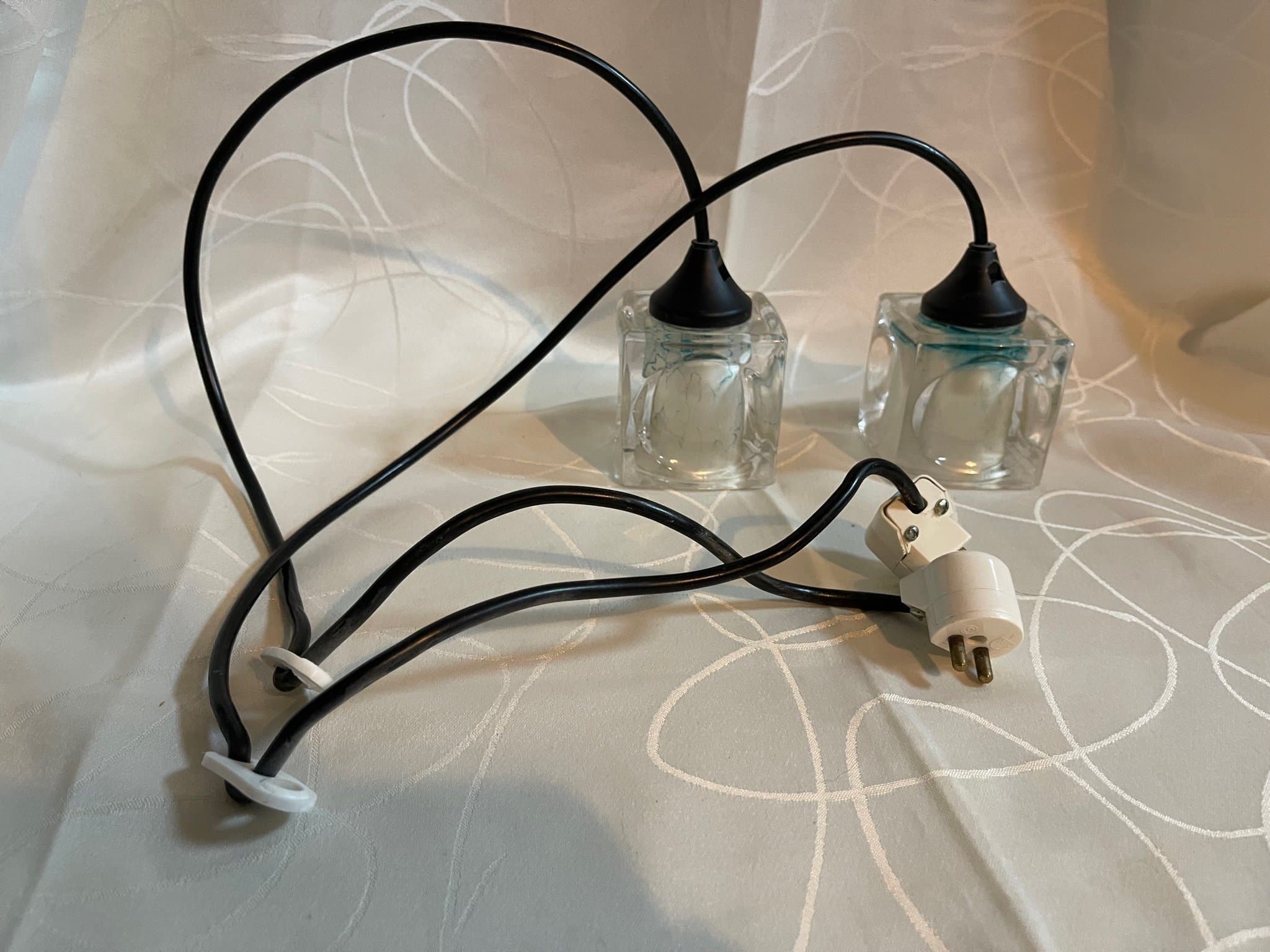 Ett par Ice Cube Fönsterlampor i Glas kub kubformade 6,5x6,5cm - Retro Design