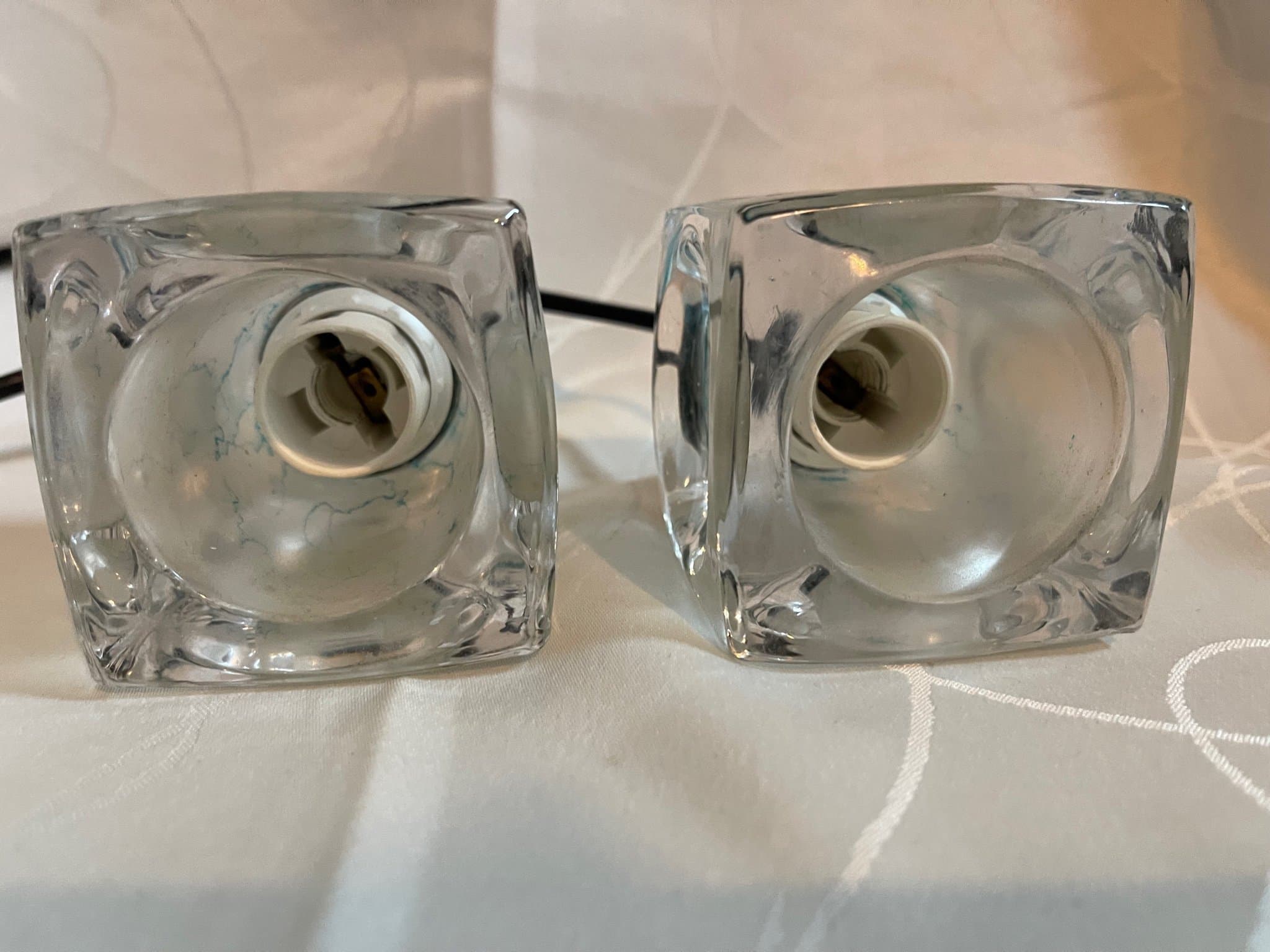 Ett par Ice Cube Fönsterlampor i Glas kub kubformade 6,5x6,5cm - Retro Design