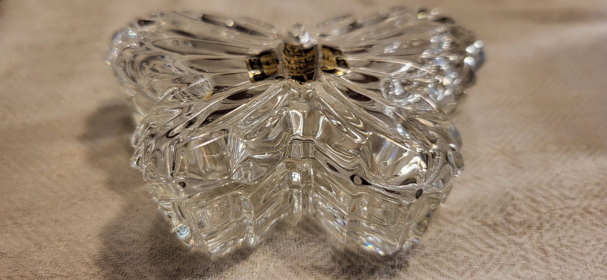 Crystal smyckesask i kristall i form av en fjäril