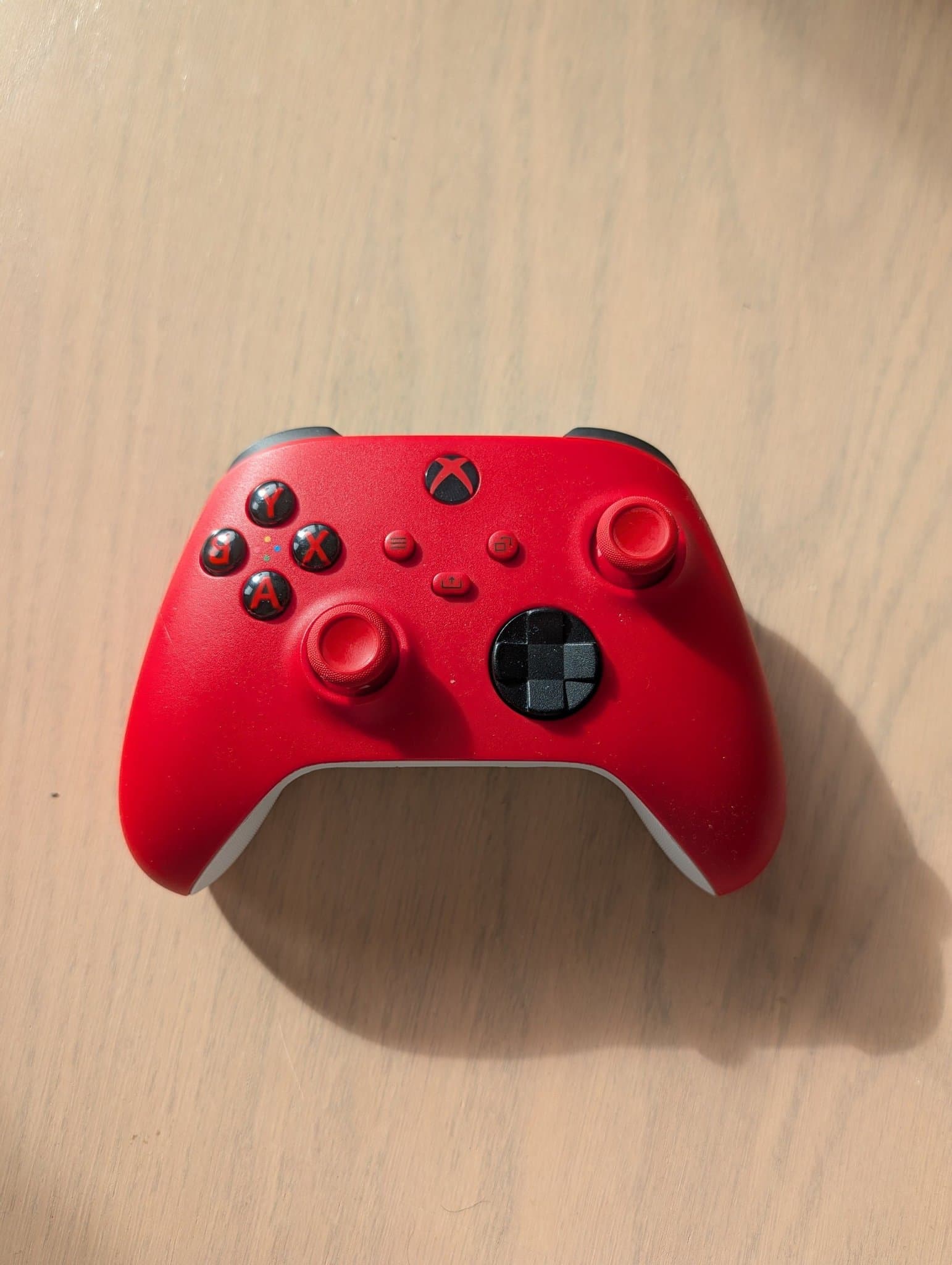 Xbox Series X/S kontroll - Pulse Red Nyskick