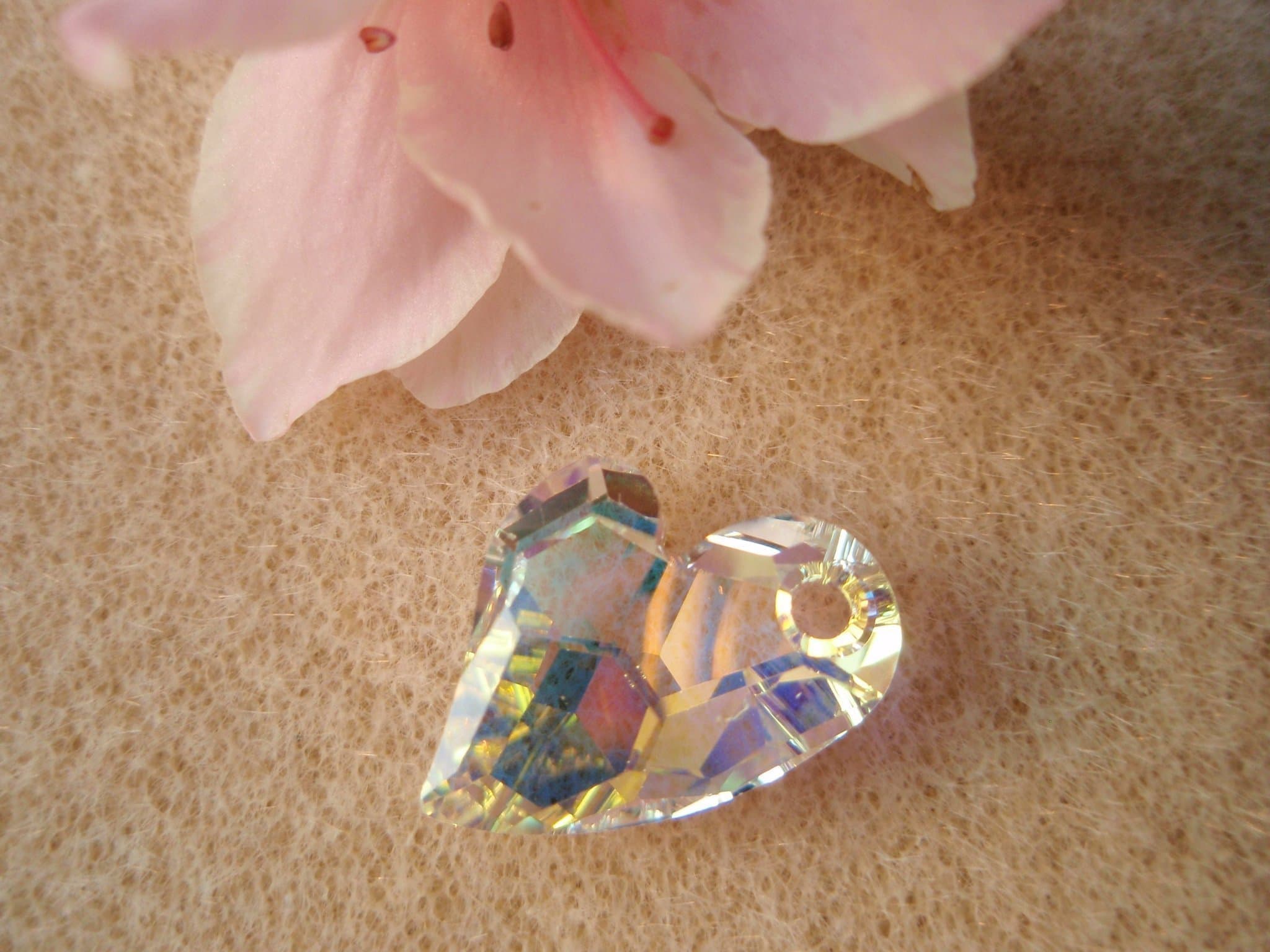 2 Swarovski hjärtan