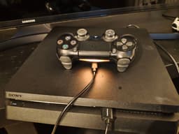 Sony PlayStation 4 , 1 TB , inkl handkontroll