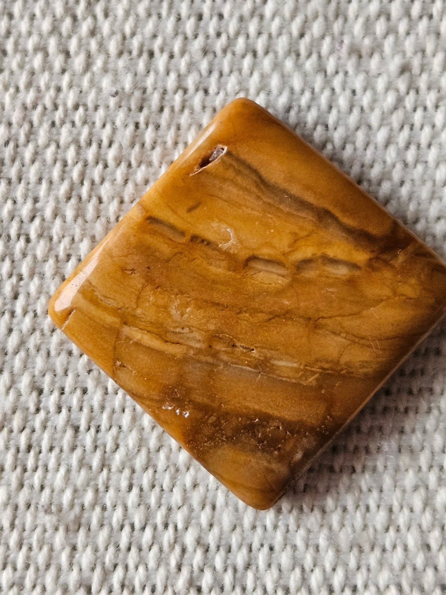 Hänge av natursten jaspis 23 x 23 mm