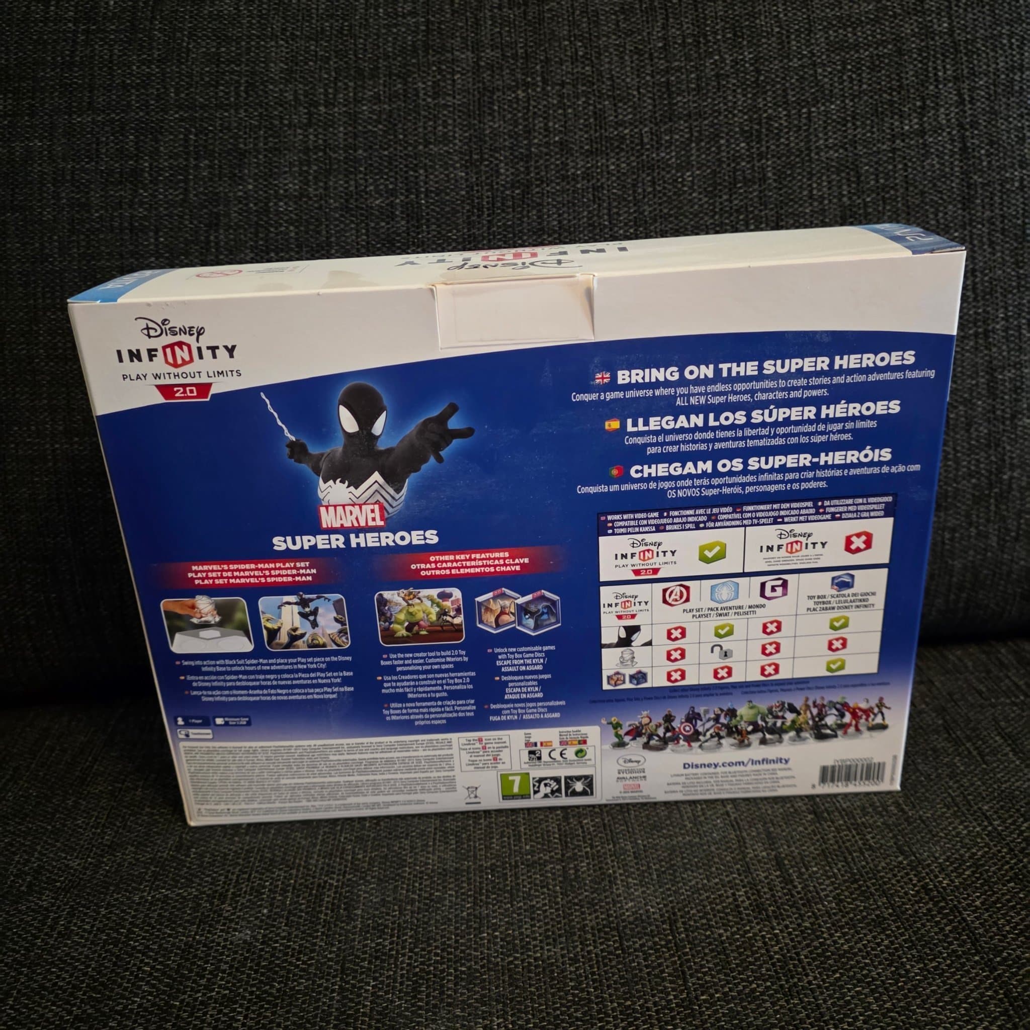 NY! Disney Infinity 2.0 Marvel Super Heroes Starter Pack - PS Vita