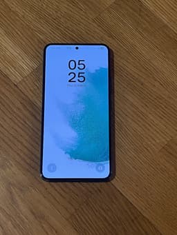 Samsung Galaxy S22 SM-S901B/DS