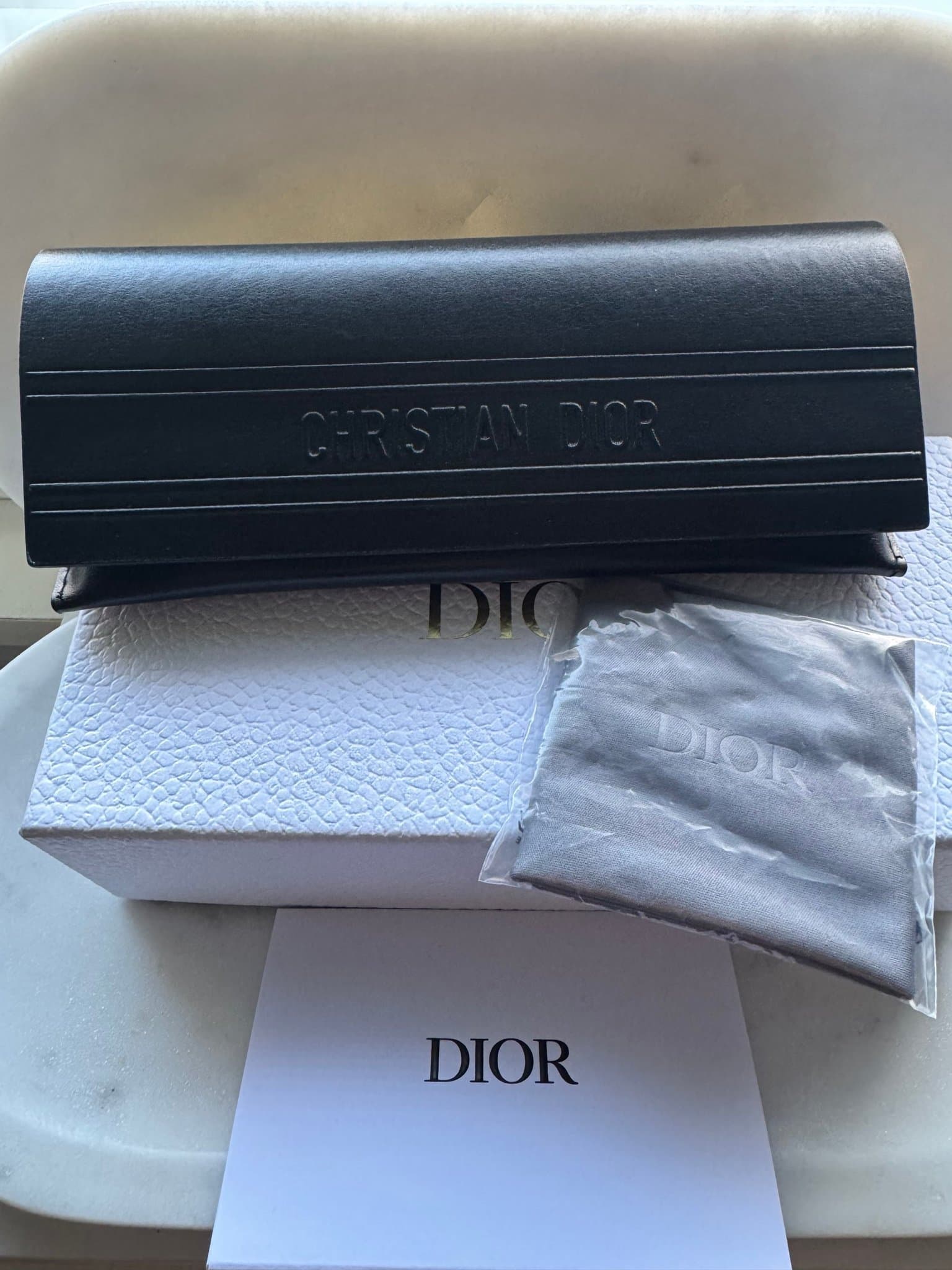 Christian Dior glasögonfodral med putsduk