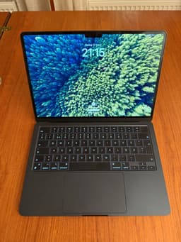 MacBook Air M2 Midnatt