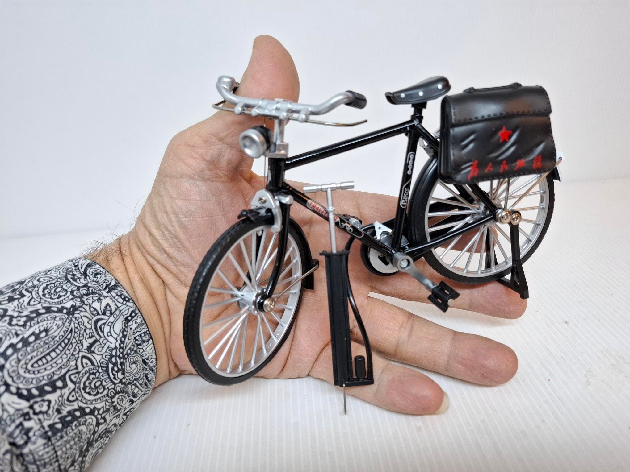 Cykelmodell i - 1:10 skala, cykel modell, dekorativ, prydnadssak,