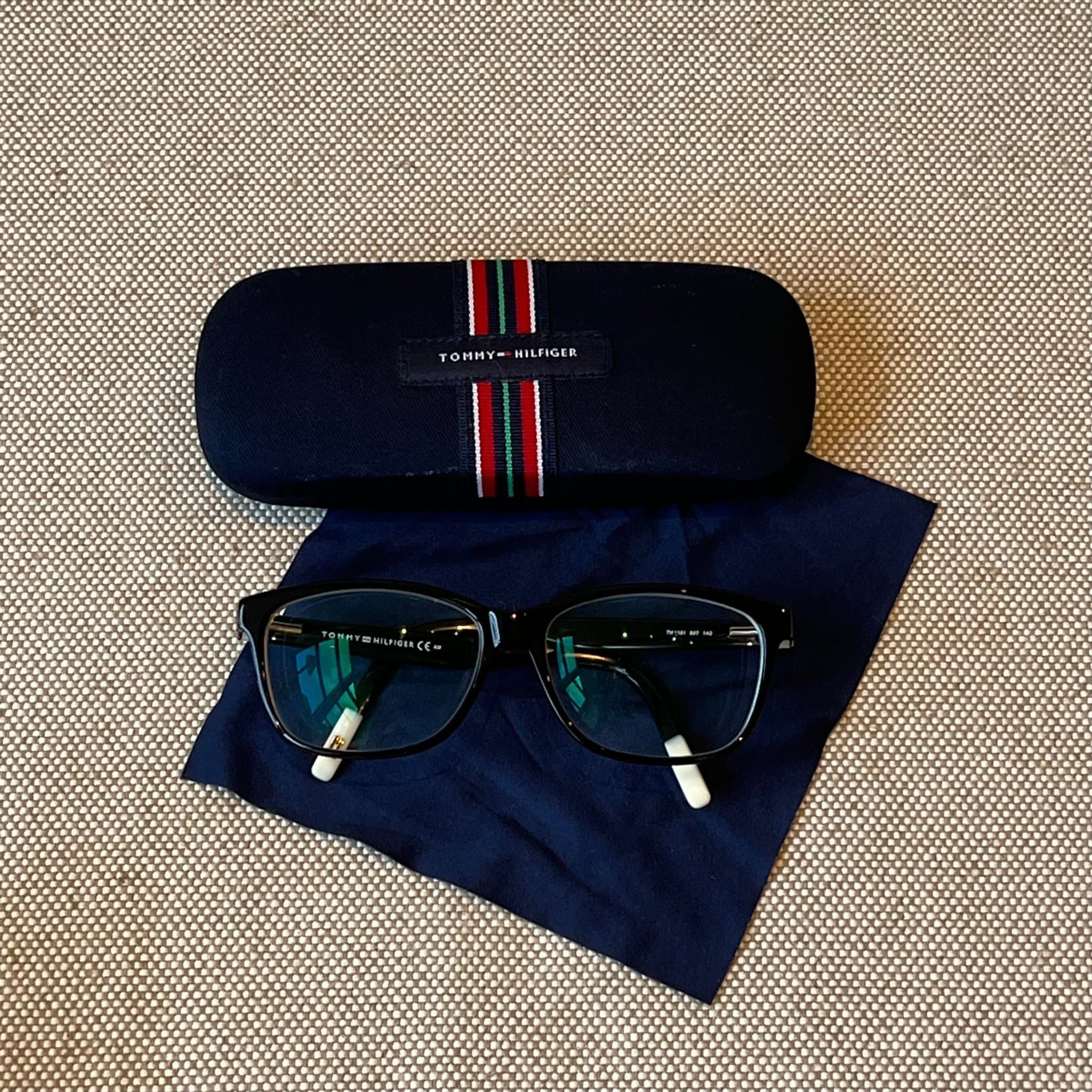 Tommy Hilfiger Glasögon