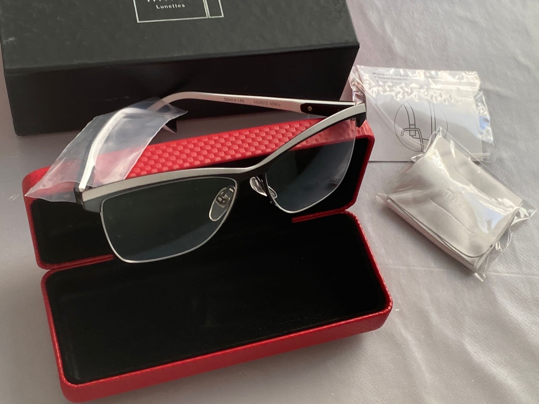 Äkta Alain Mikli glasögonbåge inkl orginalfodral. NYTT OANVÄNT